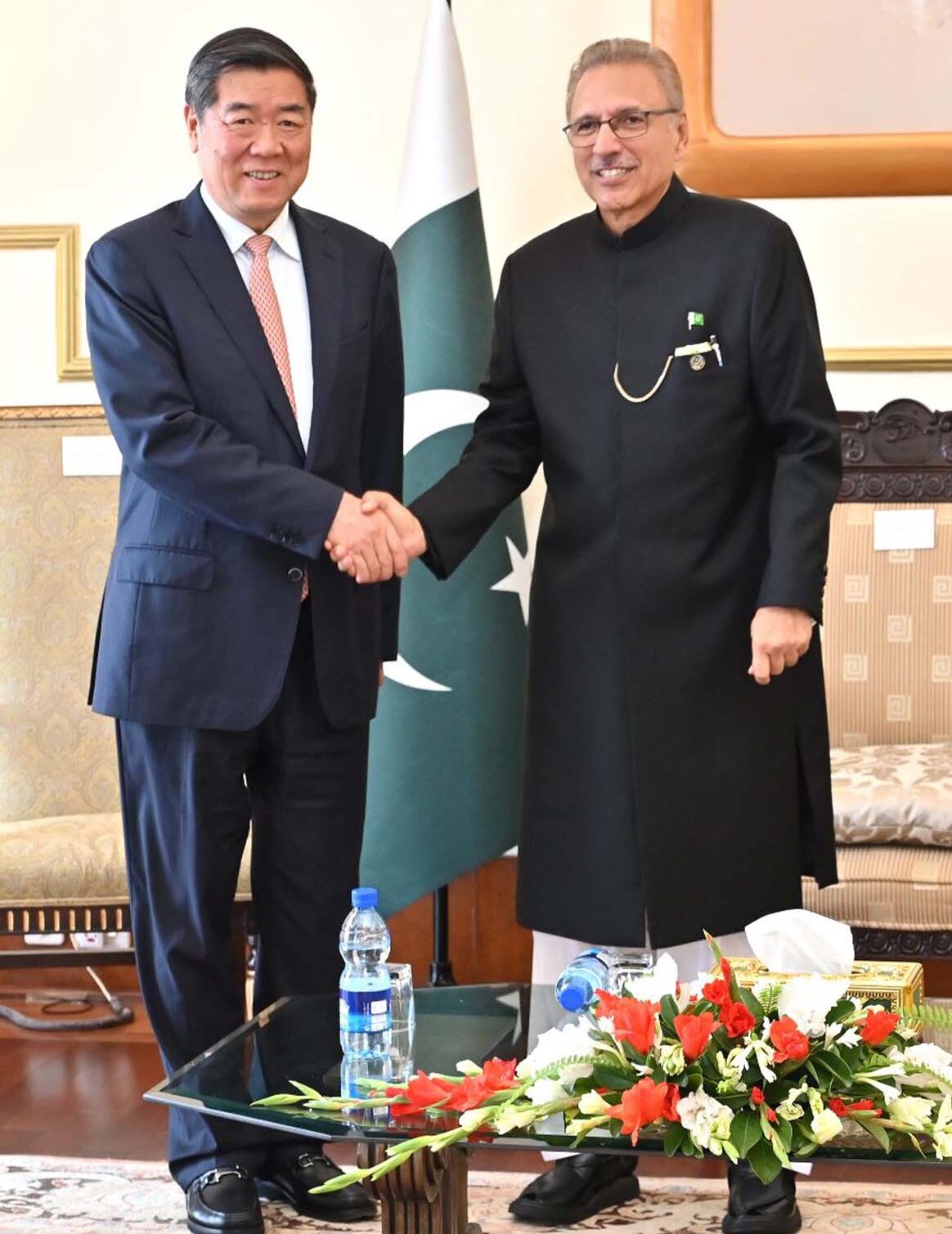 Alvi Calls For Sino Pak Cooperation In Agriculture It Transport