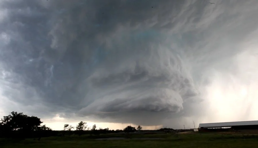 Severe storms threaten 50 million in central US as tornado and hail risk rises
