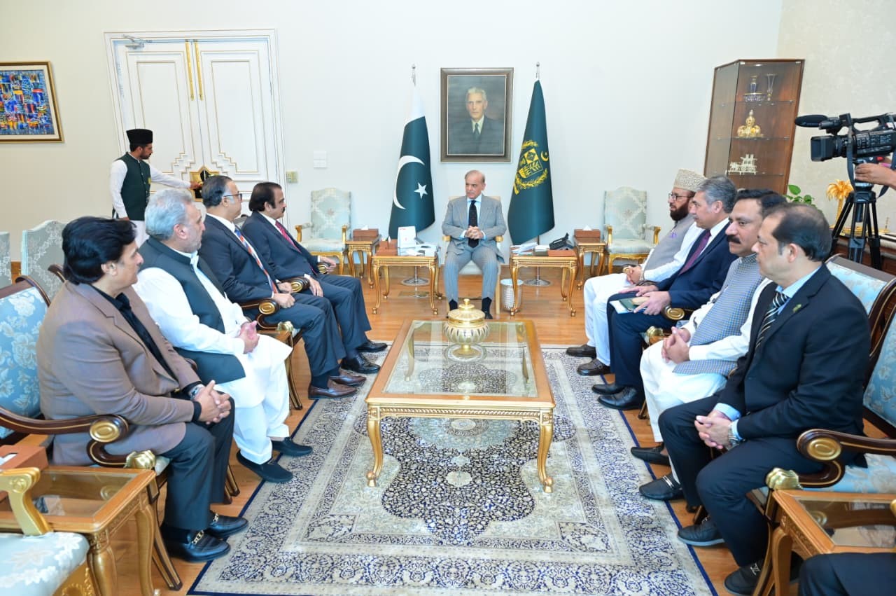PM lauds Saudi recognition of Pakistan’s Hajj services as national honour