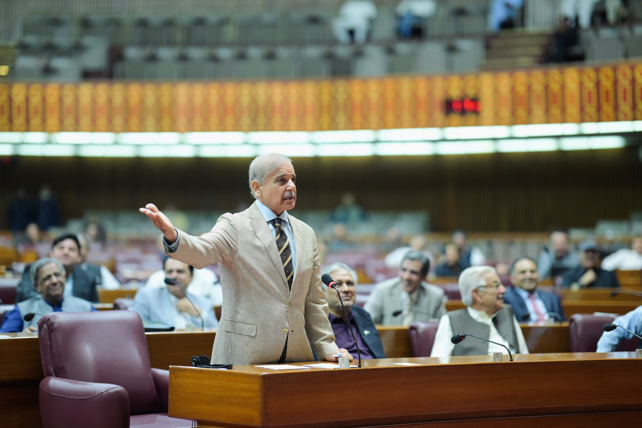 PM renews dialogue offer to opposition, stresses unity and provincial development