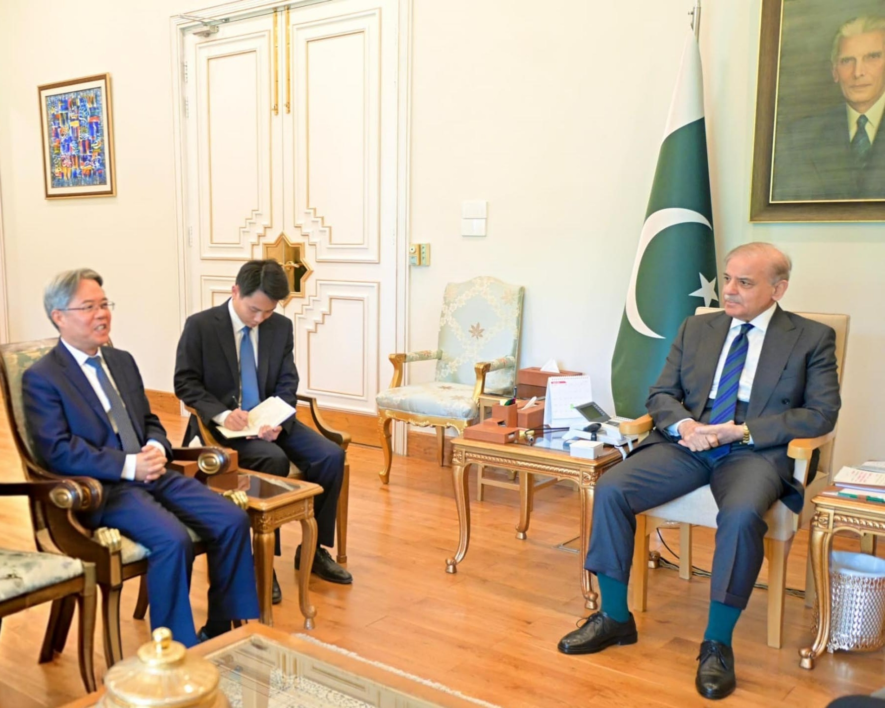 PM Shehbaz, Chinese envoy reaffirm strategic ties, discuss regional peace efforts