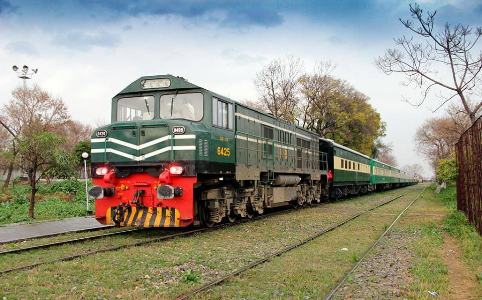 Pakistan Railways to improve track visibility in foggy conditions via TDAS