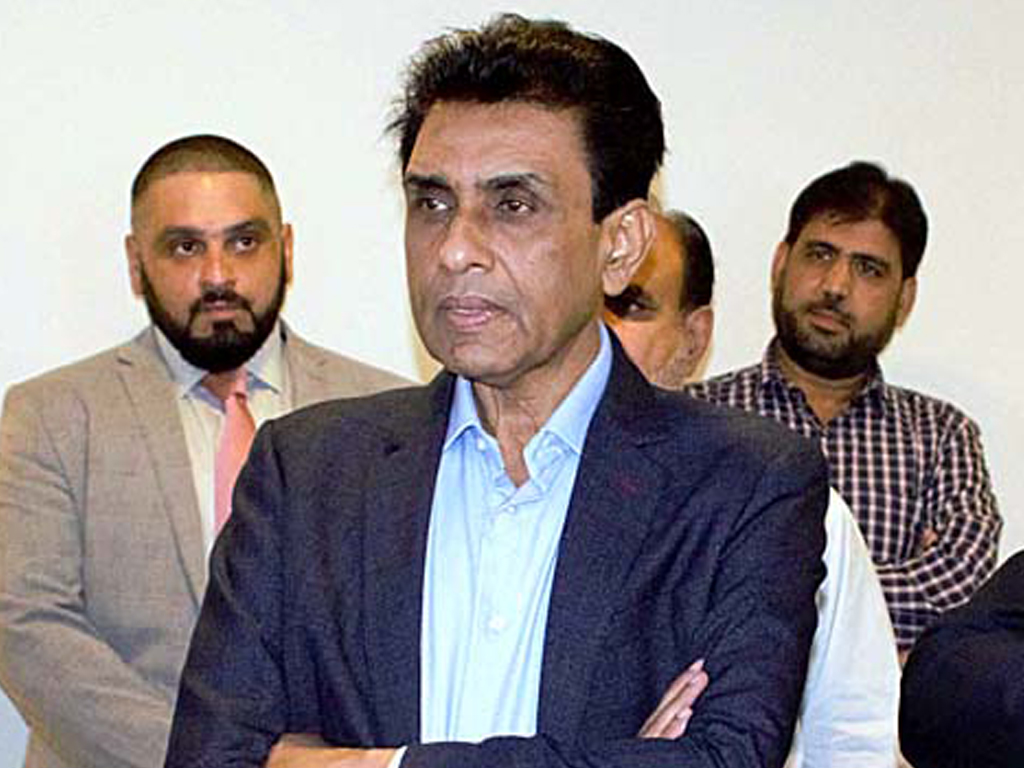MQM yet to decide about opposition's no-trust motion: Khalid Maqbool