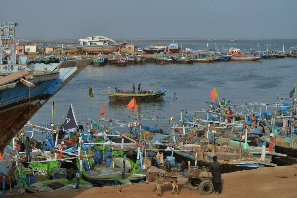 Protesting fishermen end blockade of Karachi port | Pakistan Today