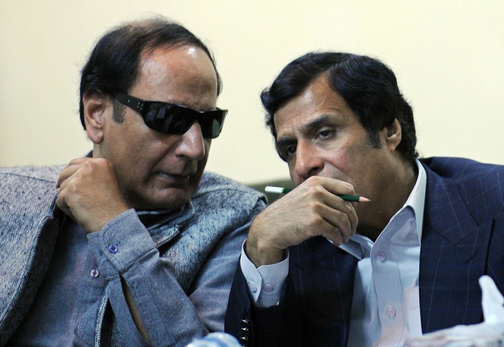 PML-Q CWC 'removes' Ch Shujaat, Tariq Cheema as party head, secretary-general
