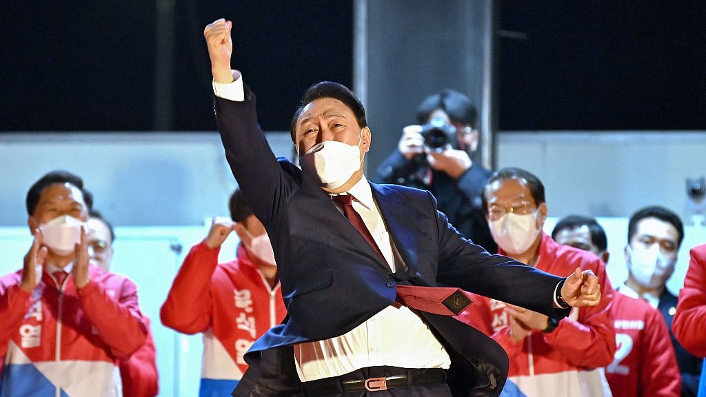 Impeachment trial of South Korean President Yoon begins