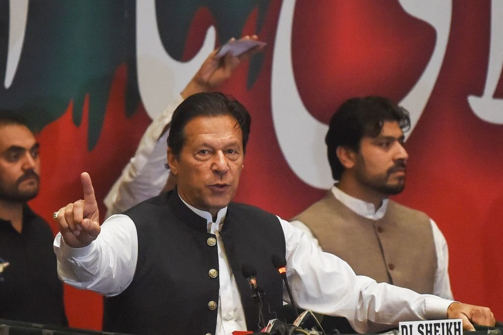 Imran asks Alvi, top judge to investigate Lettergate