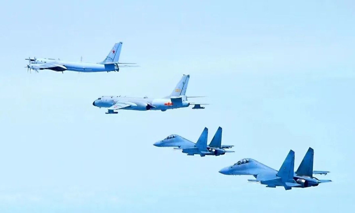 China's J16 joins Russian Tu-95 | Pakistan Today