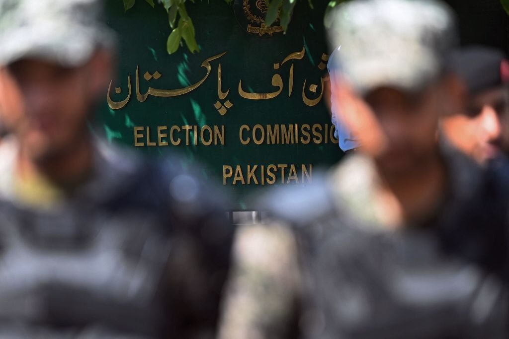 KP governor to meet with ECP team today to determine election date