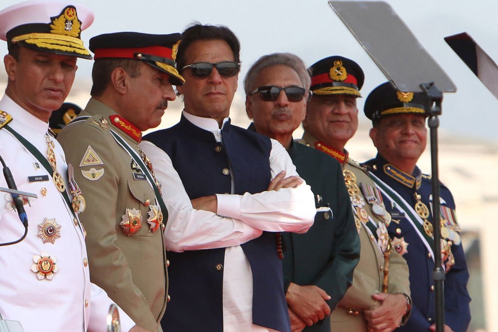 Imran requests president to demarc ISPR