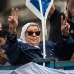 Founder of Argentina’s anti-dictatorship ‘mothers’ dies aged 93