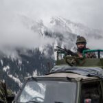 India arms Hindu village militias to combat Kashmir freedom fighters