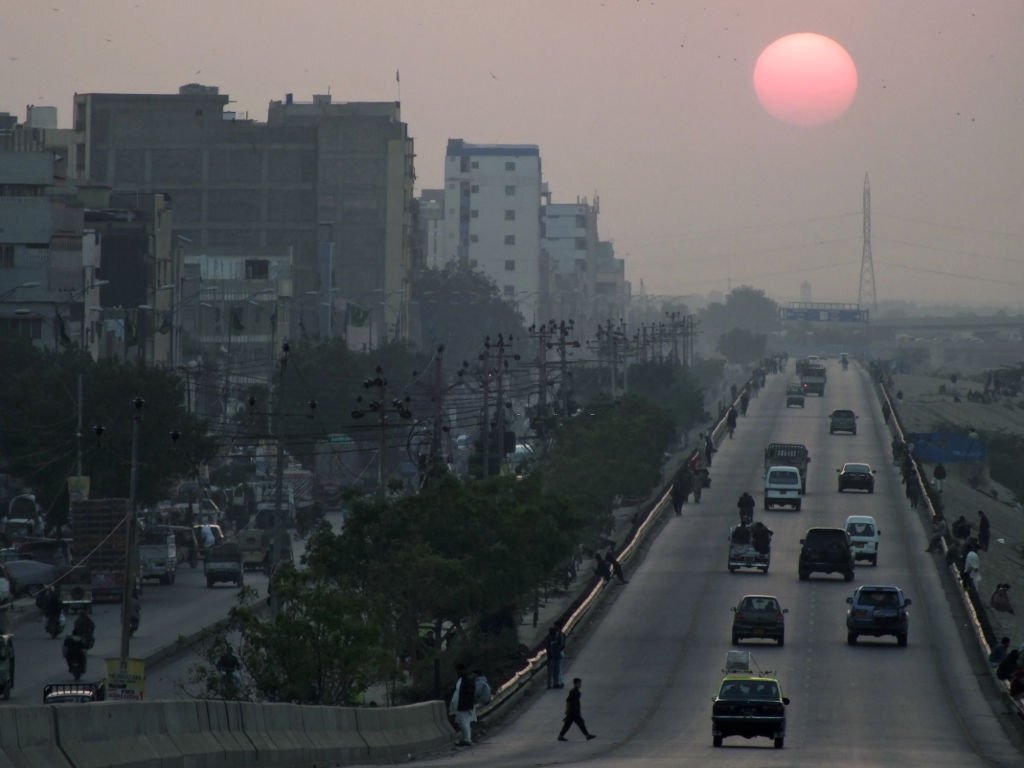 Sindh announces to launch Peoples Bus Service on Lyari Expressway