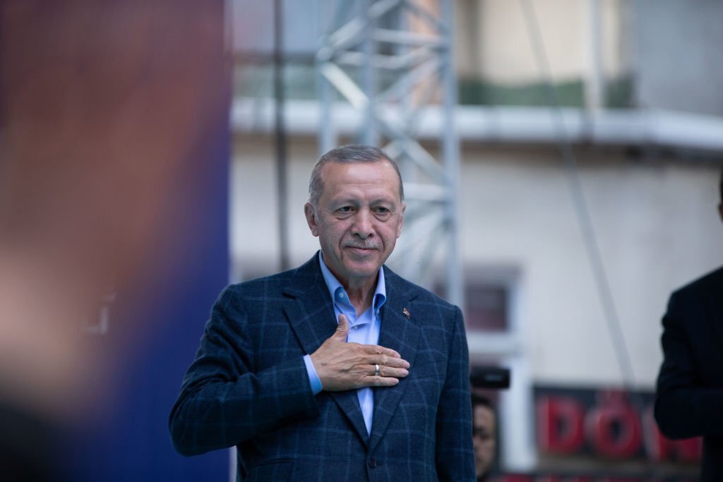 Turkey decides Erdogan's future in knife-edge vote