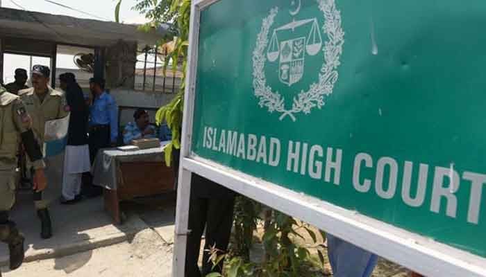 IHC issues notice to Islamabad IG on PTI leaders' contempt pleas on re-arrest