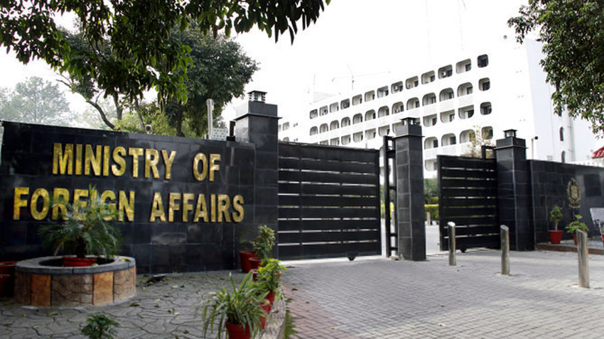 Damascus airport closure leaves Pakistanis stranded, embassy extends support