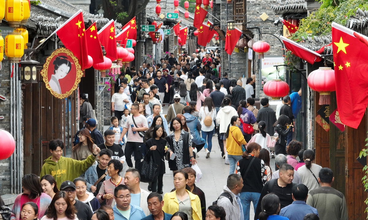 China’s Golden Week holidays conclude with robust tourism, consumption