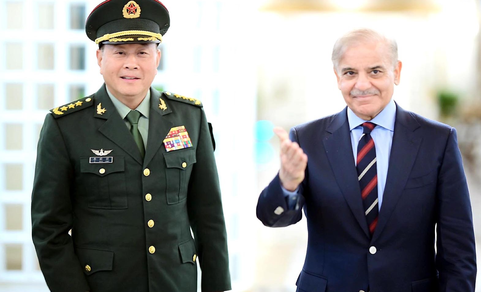 PM, Commander Ground Forces of PLA China discuss bilateral ties, defence relations