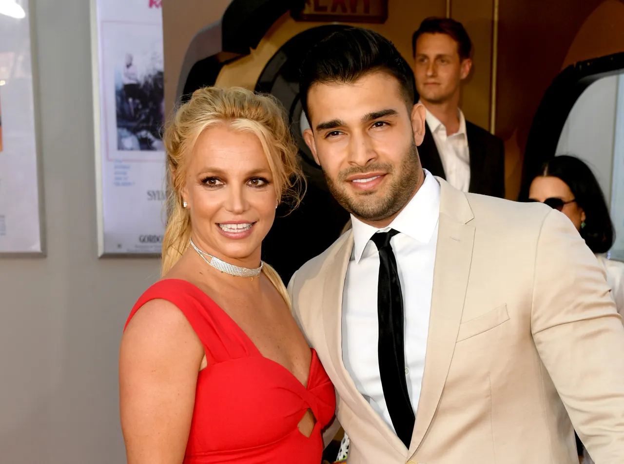 Britney Spears’ boyfriend allegedly moves into singer’s house with his three children – Newsad