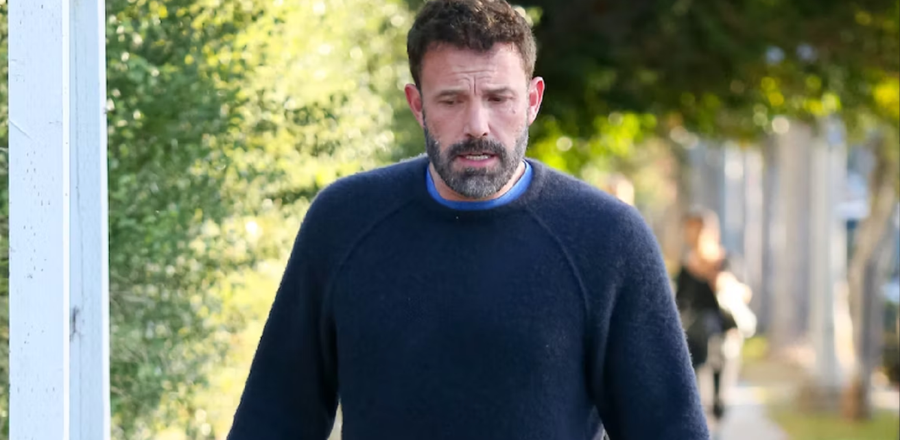 Ben Affleck spotted battling stress as Jennifer Lopez divorce drama continues – Newsad