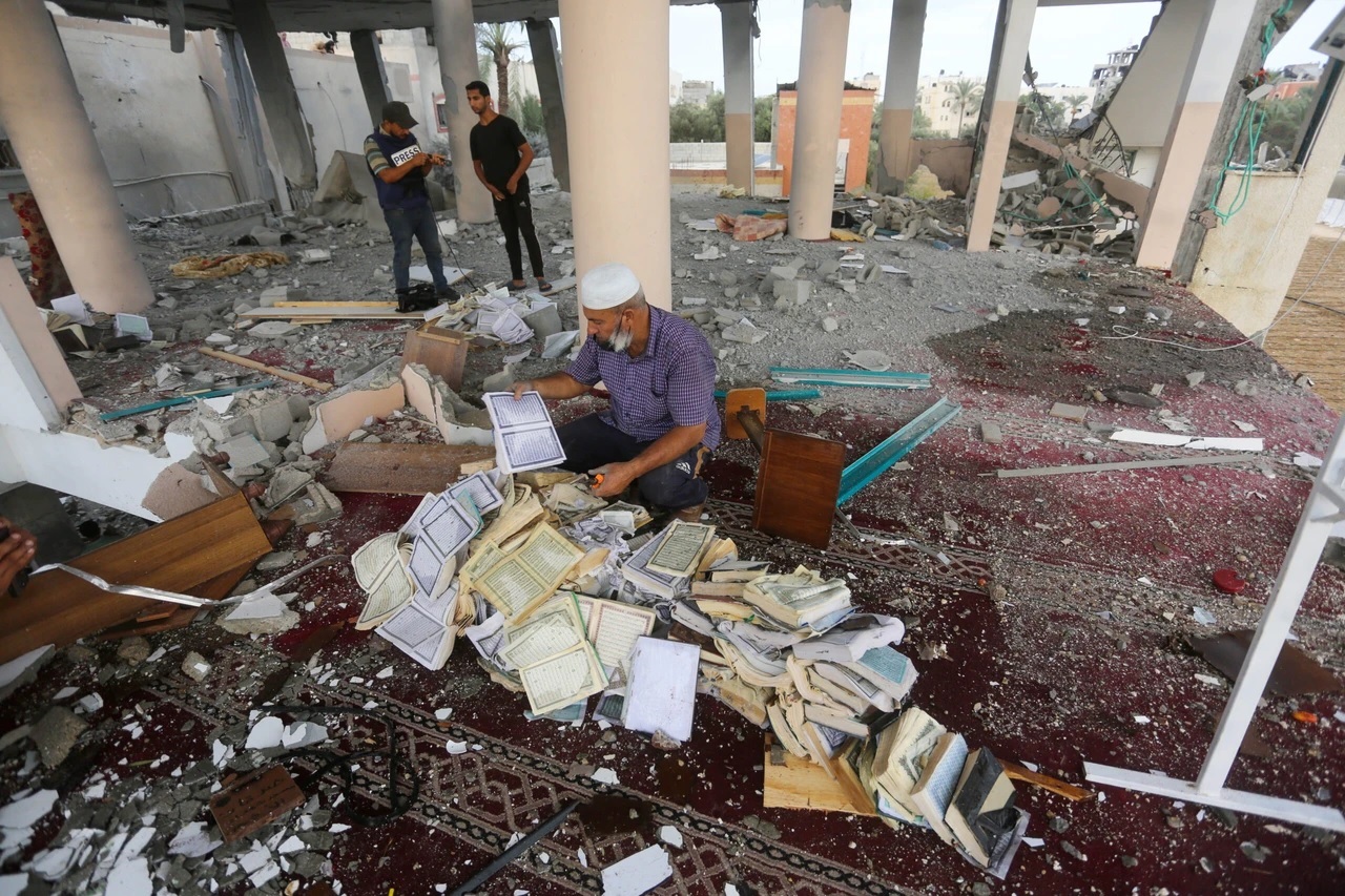 Israeli airstrikes on mosque, school in Gaza kills 24, 93 injured – Newsad