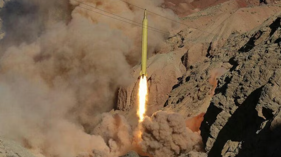 General Bagheri issues stark warning: Iran prepared to intensify missile strikes on Israel – Newsad