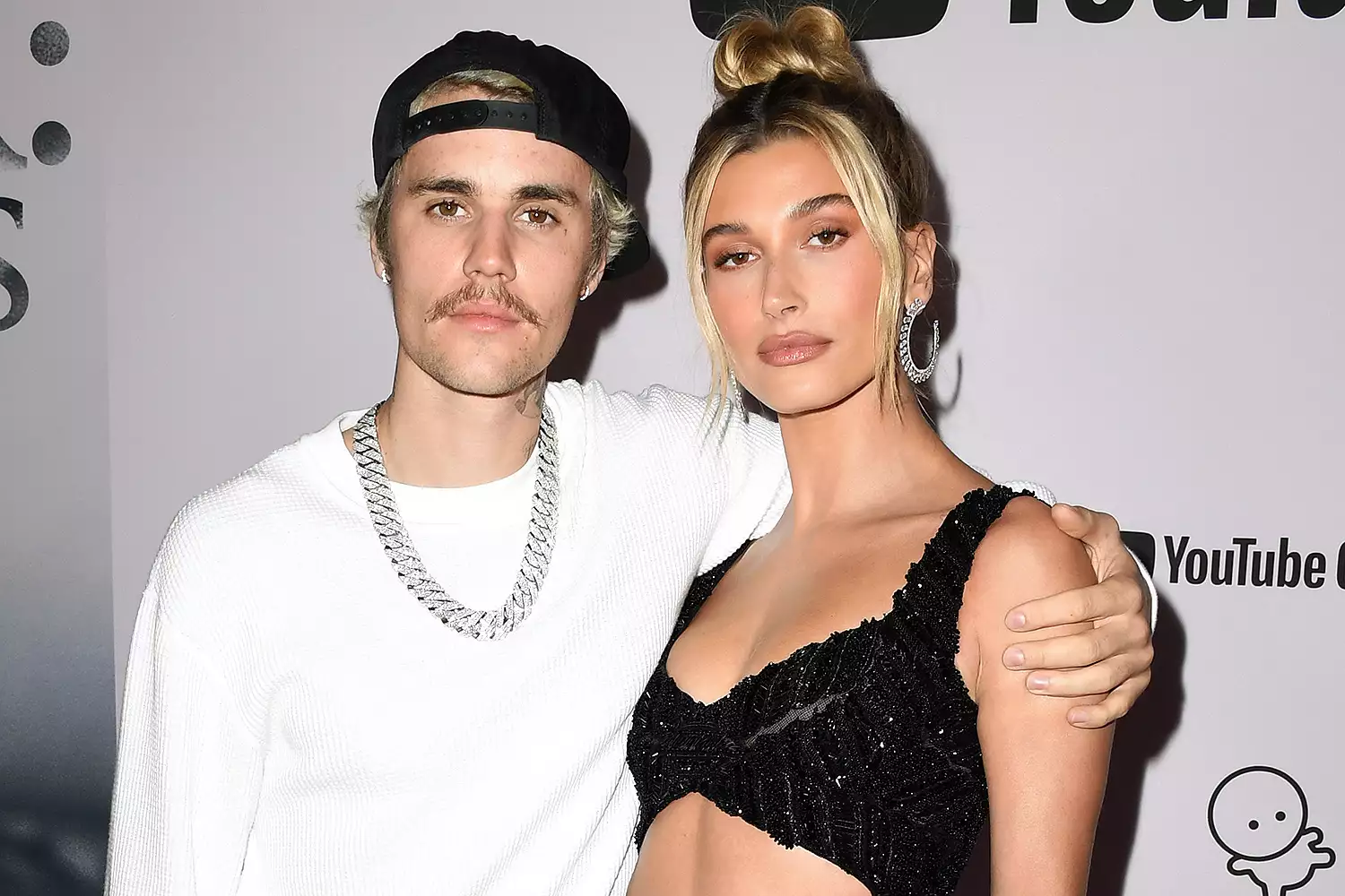 Hailey Bieber shares the first adorable photo of her son Jack Blues in a Halloween-themed post

 – Newsad